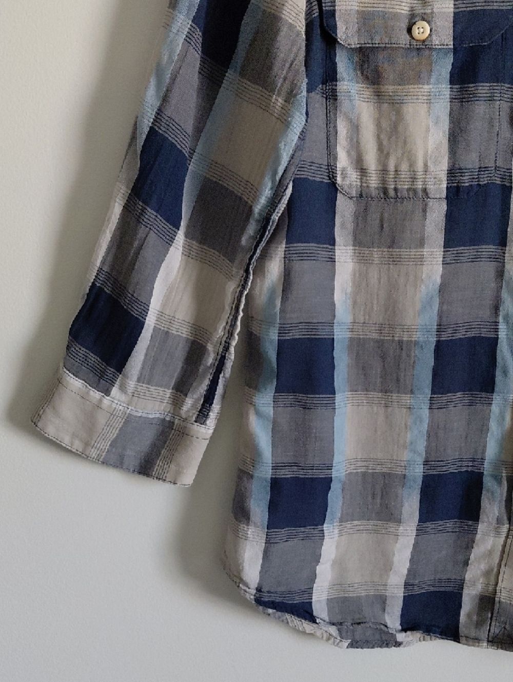 Eddie Bauer Blue Button-Down Shirt Lightweight Cotton Outdoor Camping Gorpcore - Picture 4 of 13